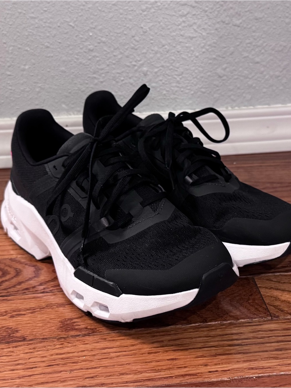 On Running Cloudpulse Women's Black and White Athletic Shoes